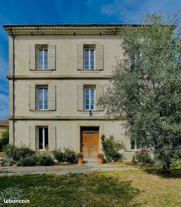 Maison à vendre, 394m², Reillanne