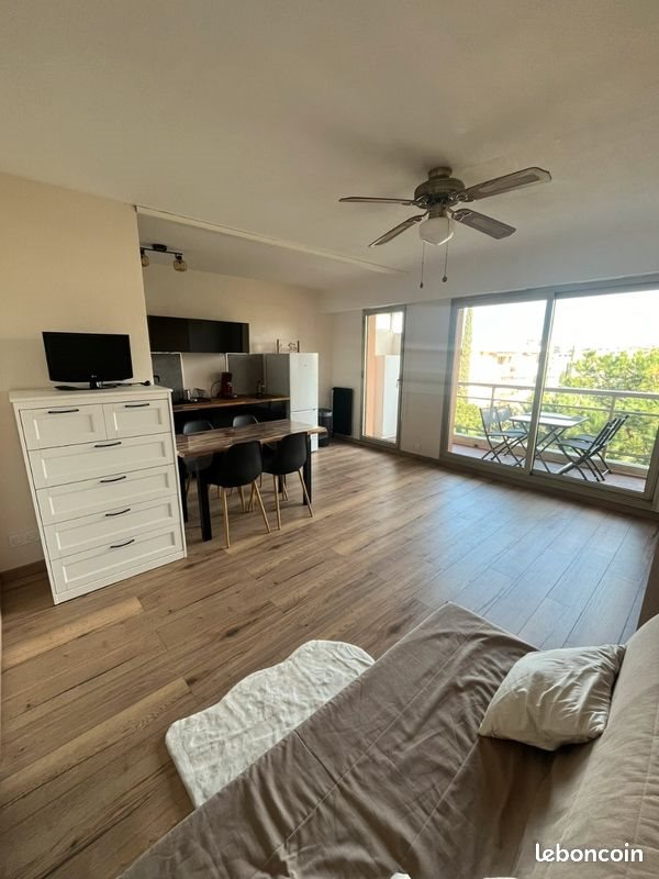 Appartement à louer, 28m², Saint-Raphaël