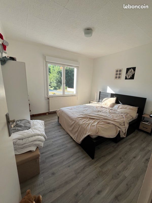 Appartement à louer, 70m², Saintes