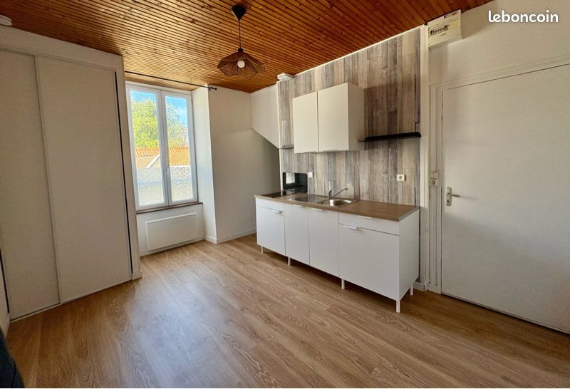 Appartement à louer, 35m², Le Champ-Saint-Père