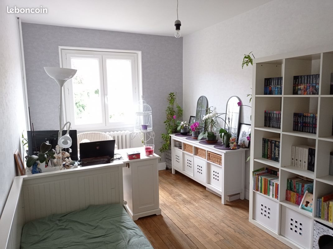 Maison à louer, 92m², Manzat
