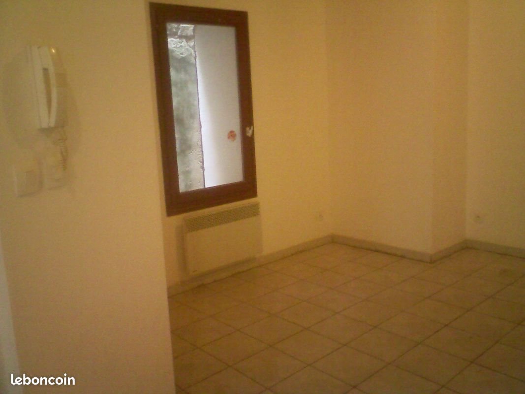 Appartement à louer, 33m², Sommières