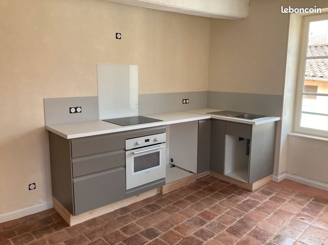 Appartement à louer, 47m², Cluny
