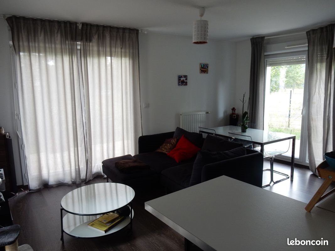 Appartement à louer, 57m², Cergy