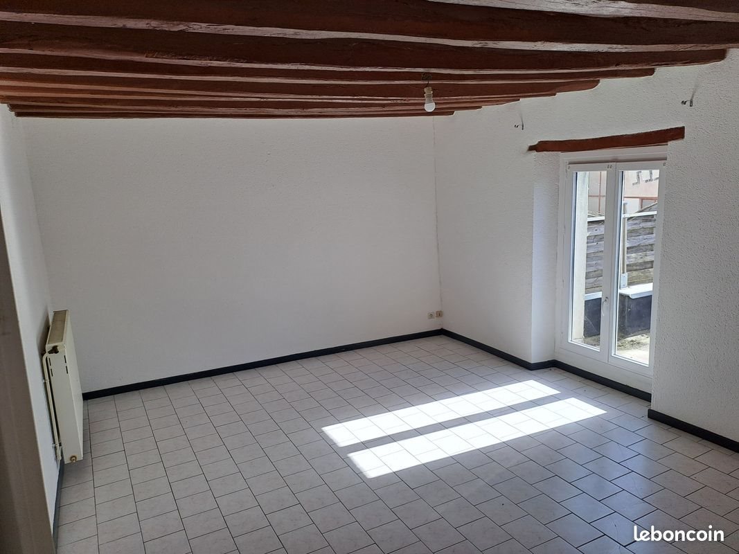 Maison à louer, 85m², Mansigné