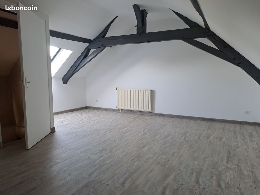 Maison à louer, 85m², Mansigné
