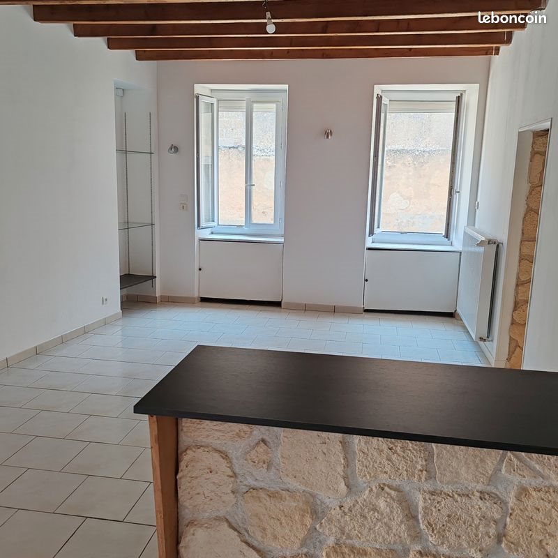 Maison à louer, 110m², Montmarault