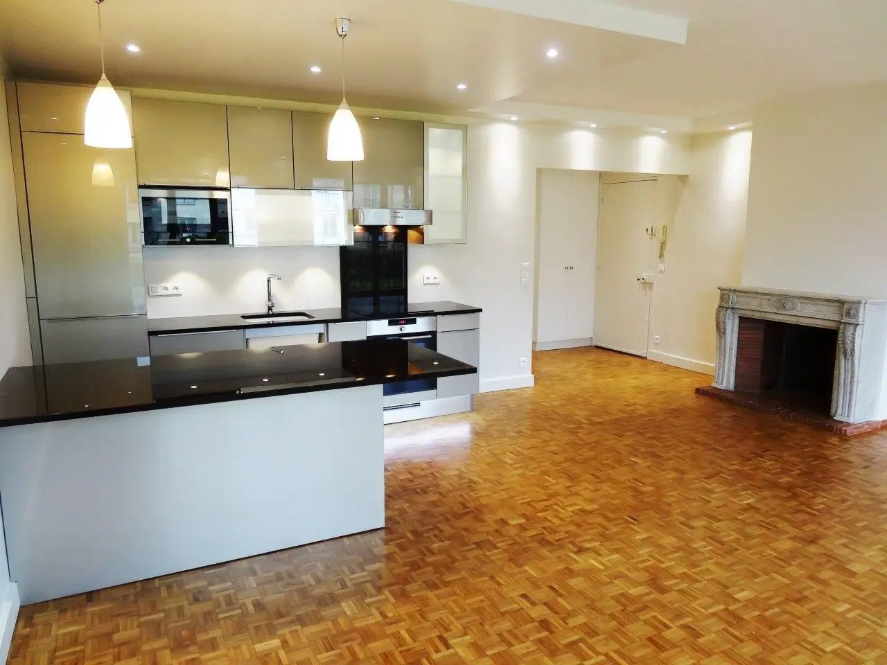 Appartement à louer, 69m², Versailles
