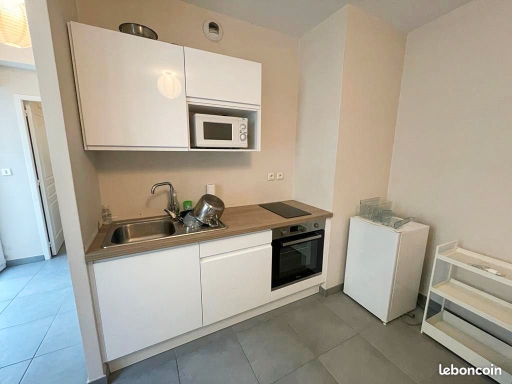 Appartement à louer, 33m², Saint-Etienne