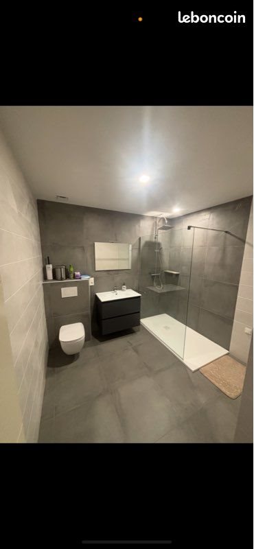 Appartement à louer, 139m², Pia