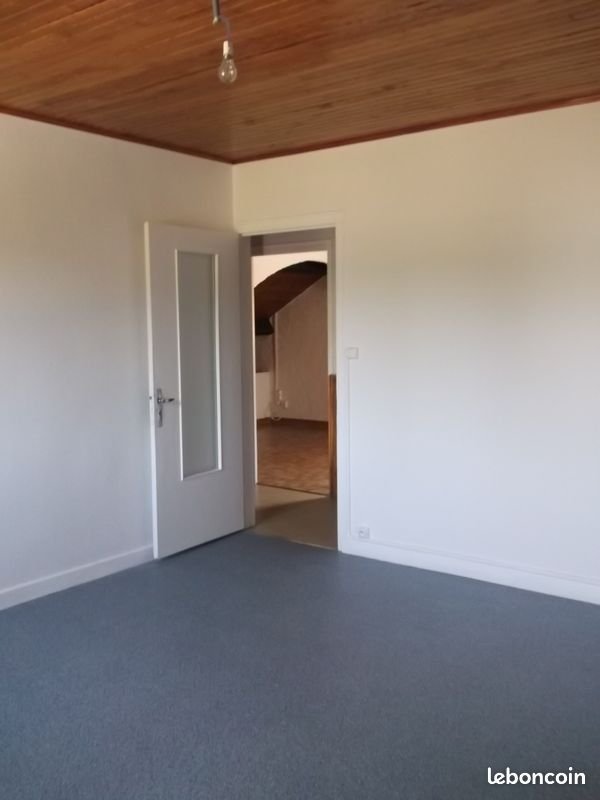 Appartement à louer, 66m², Cousance