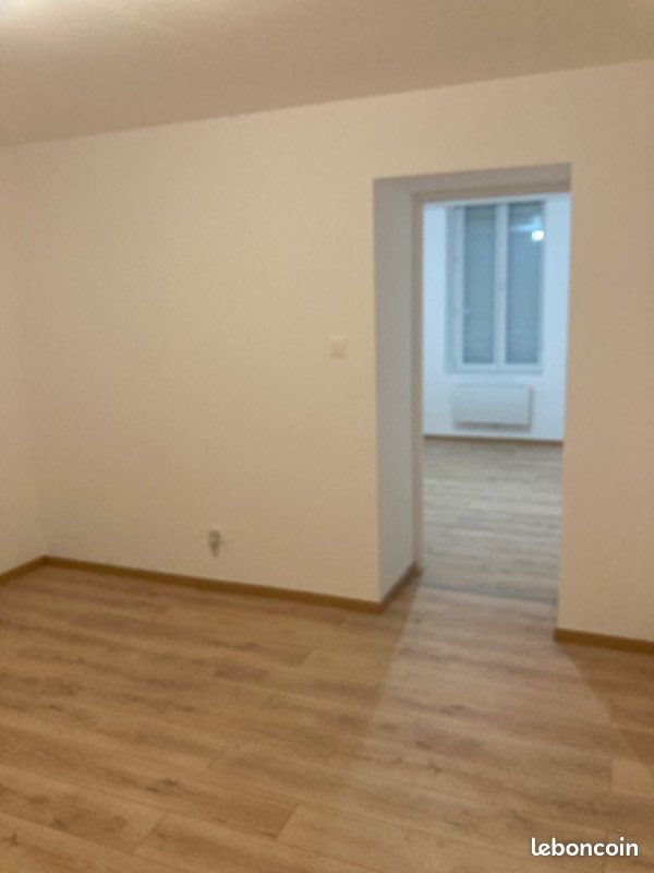 Appartement à louer, 58m², Bogny-sur-Meuse