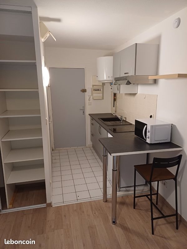 Appartement à louer, 18m², Le Creusot