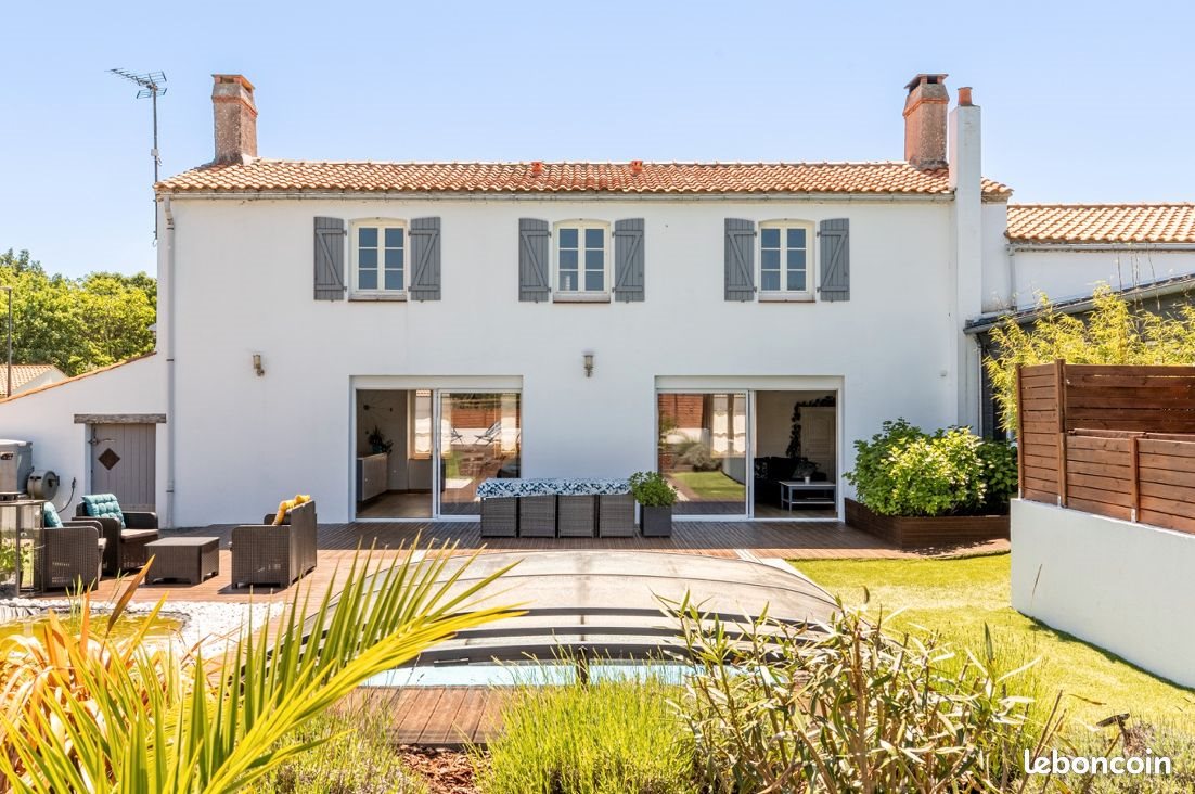 Maison à vendre, 300m², Bois-de-Céné