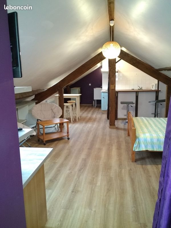 Appartement à louer, 27m², Figeac