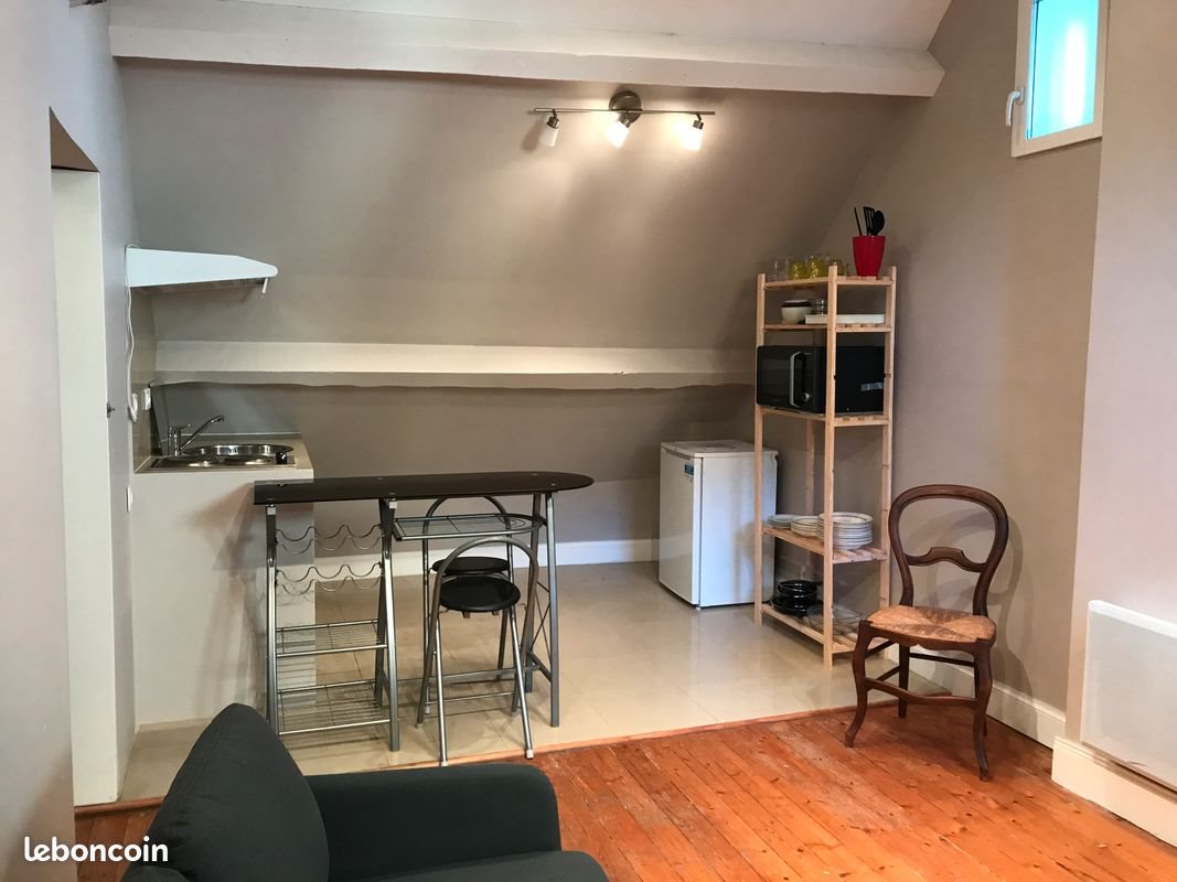 Appartement à louer, 26m², La Châtre