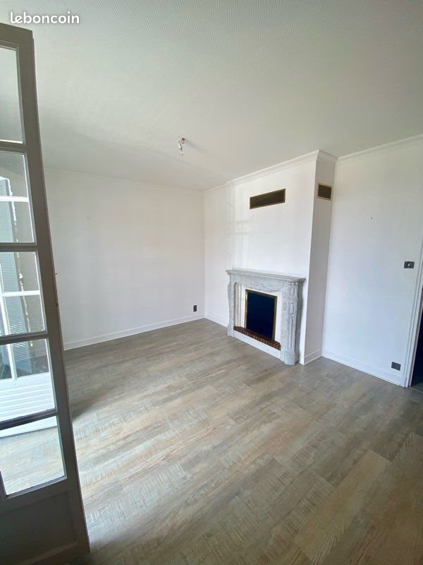 Maison à louer, 145m², Domérat