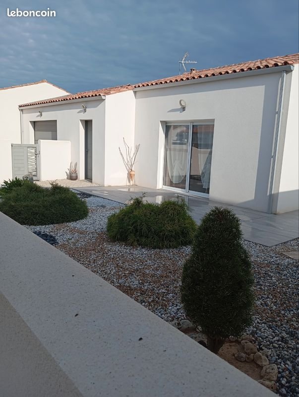 Maison à vendre, 81m², Échillais