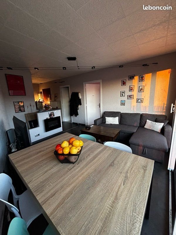 Appartement à vendre, 54m², Pont-de-Chéruy