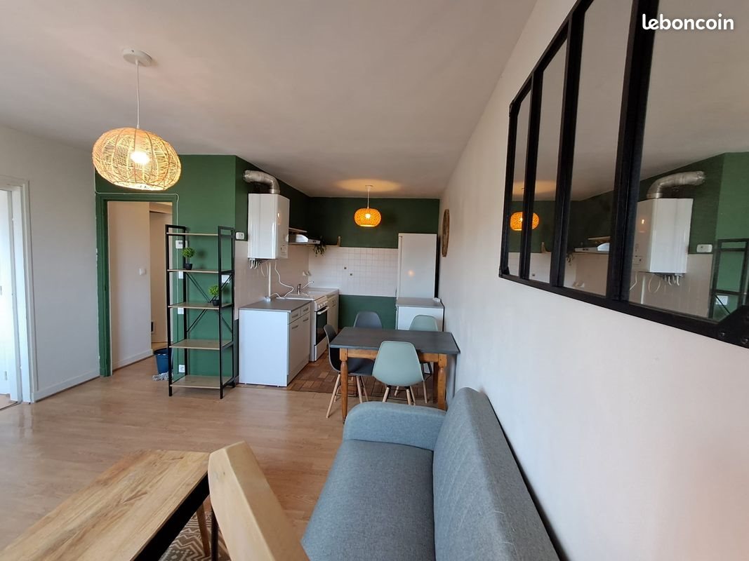 Appartement à louer, 45m², Aurillac