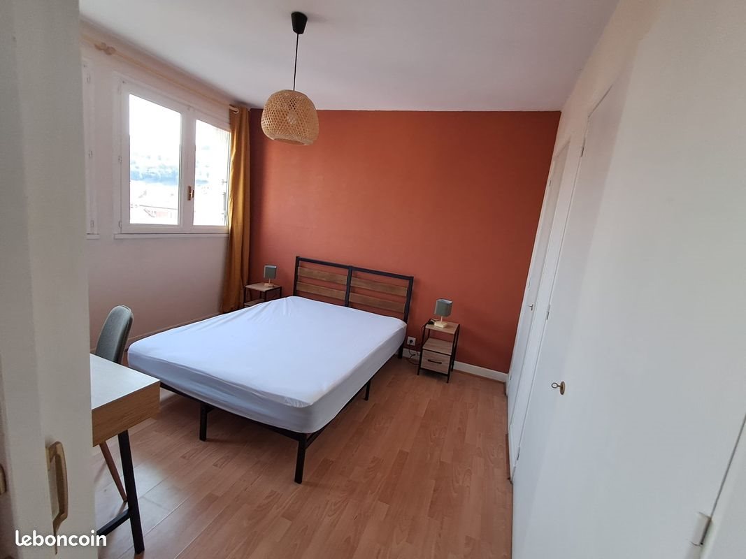 Appartement à louer, 45m², Aurillac