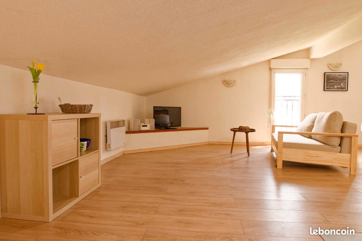 Appartement à louer, 45m², Carcassonne