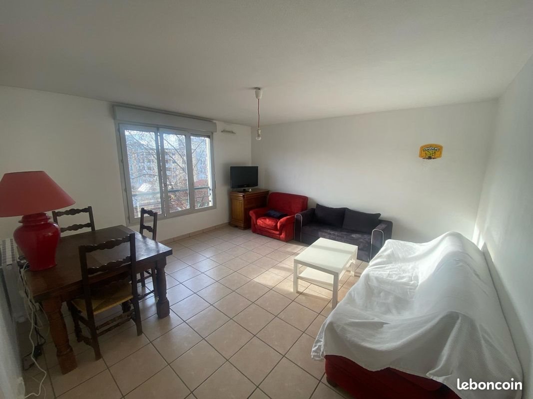 Appartement à louer, 71m², Lyon 8ème