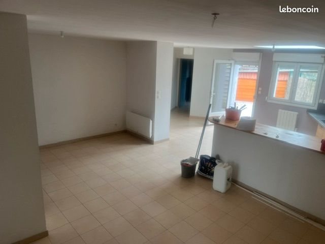 Appartement à louer, 50m², Neuville-Saint-Rémy
