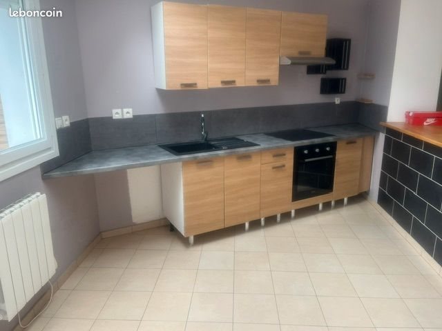 Appartement à louer, 50m², Neuville-Saint-Rémy