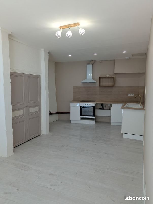 Maison à louer, 67m², Hérépian