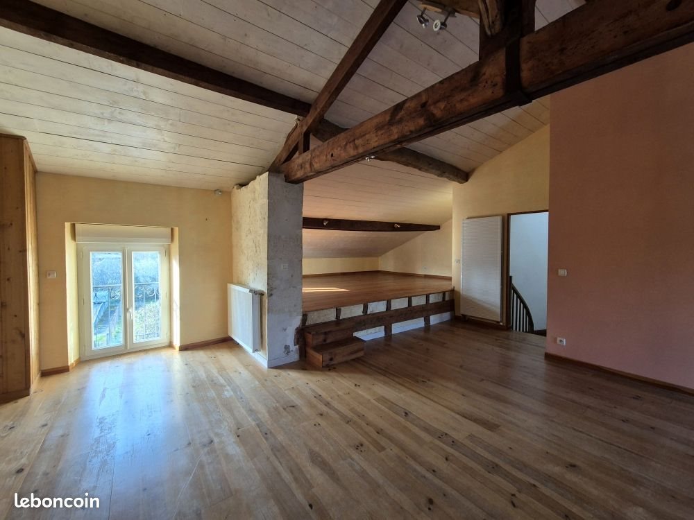 Appartement à louer, 117m², Condom