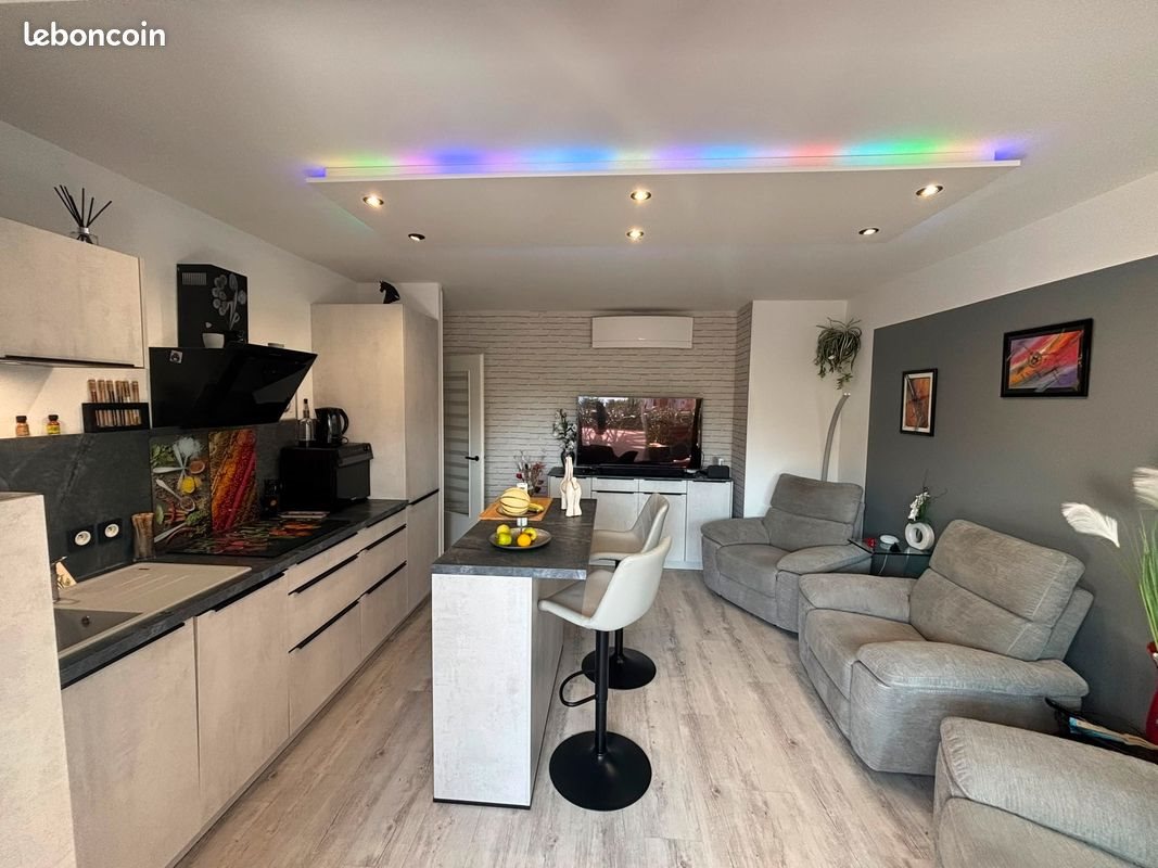 Appartement à vendre, 55m², Fréjus