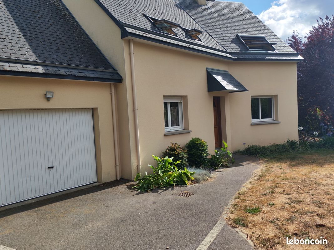 Maison à vendre, 120m², Ercé-en-Lamée