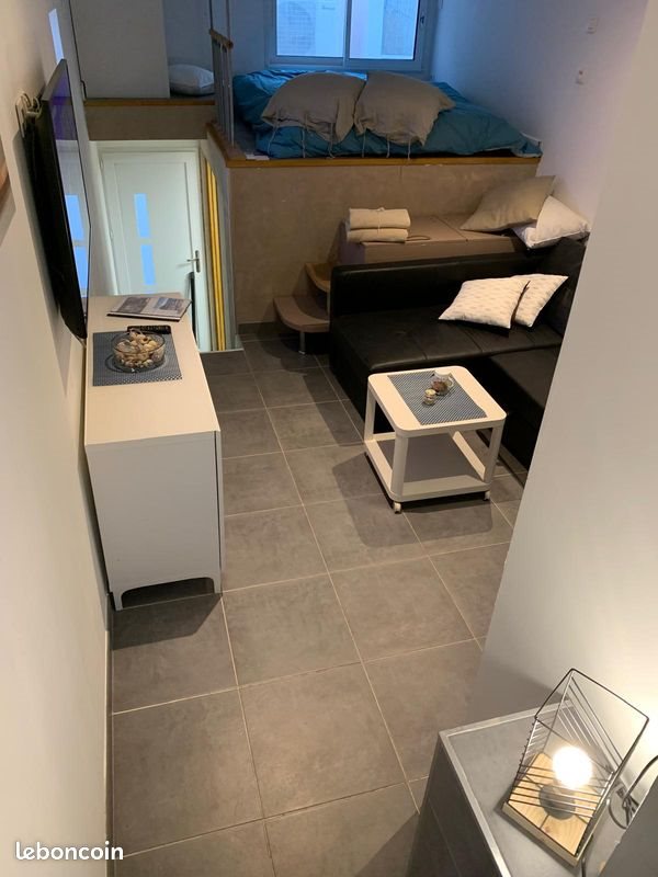 Appartement à louer, 27m², Marseille 8ème