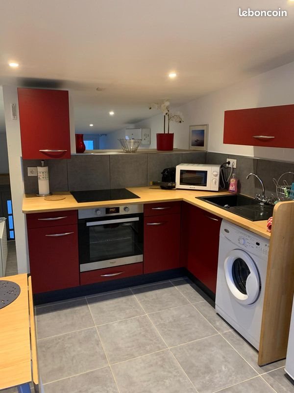 Appartement à louer, 27m², Marseille 8ème