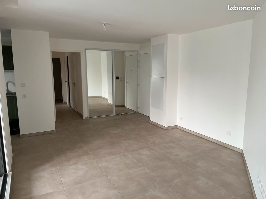 Appartement à louer, 66m², Genas