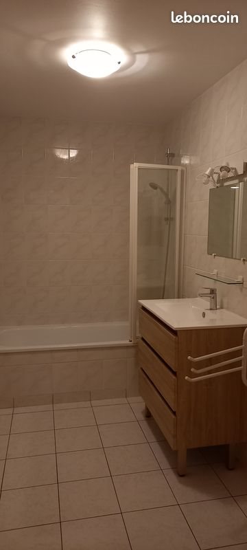 Appartement à louer, 85m², Fretigney-et-Velloreille