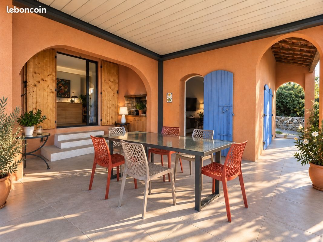 Maison à vendre, 180m², Solliès-Ville