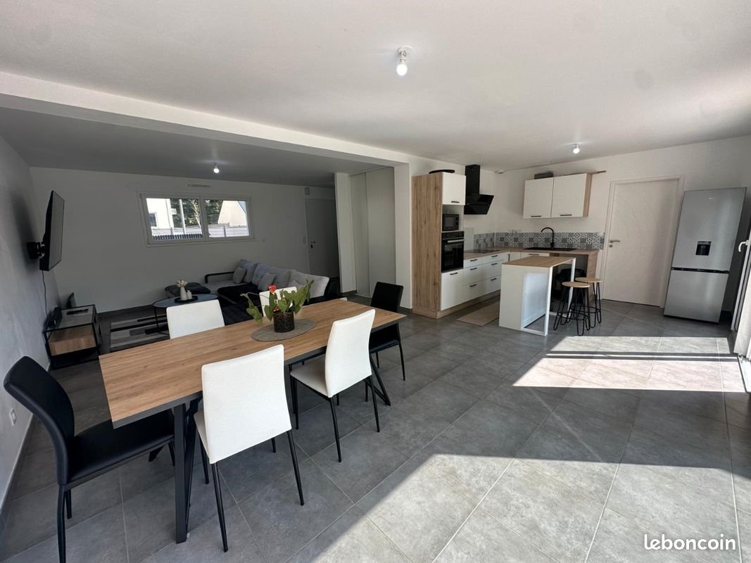 Maison à vendre, 120m², L'Huisserie