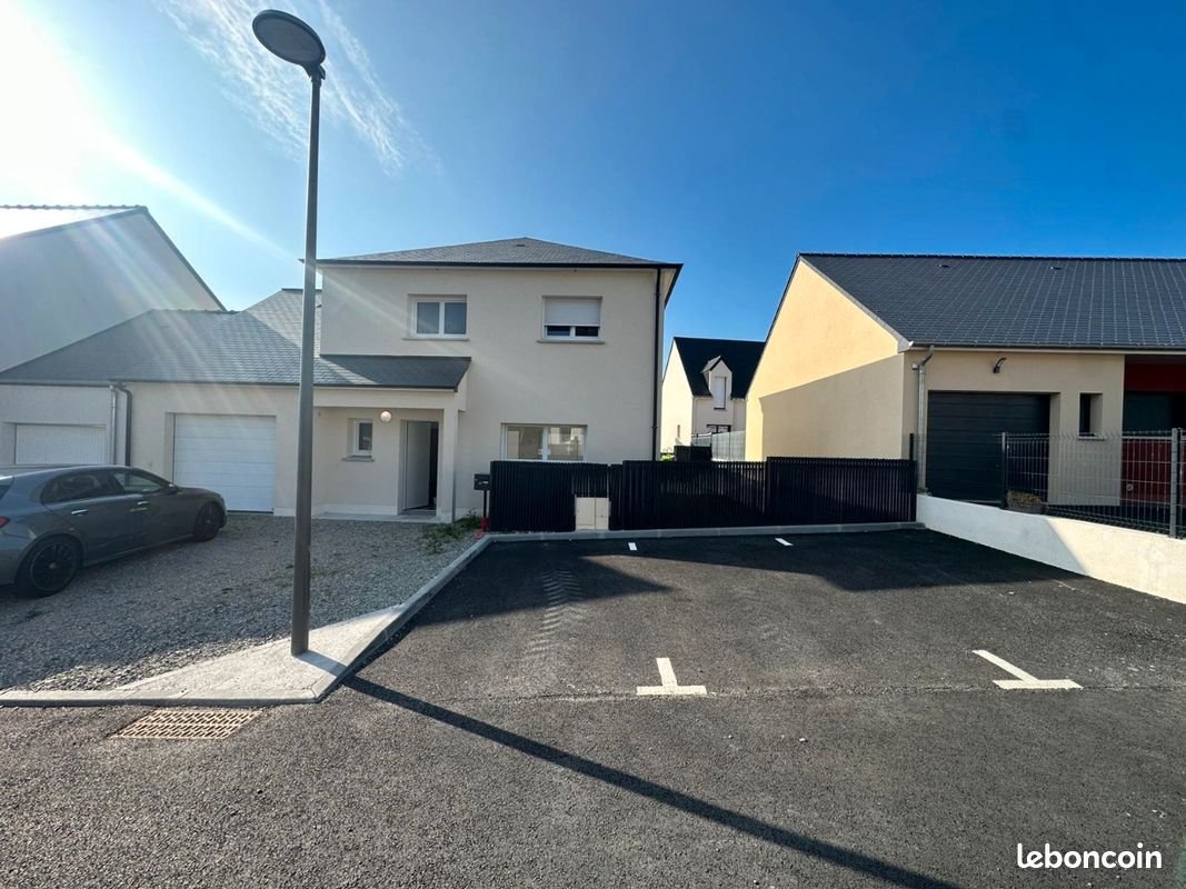Maison à vendre, 120m², L'Huisserie