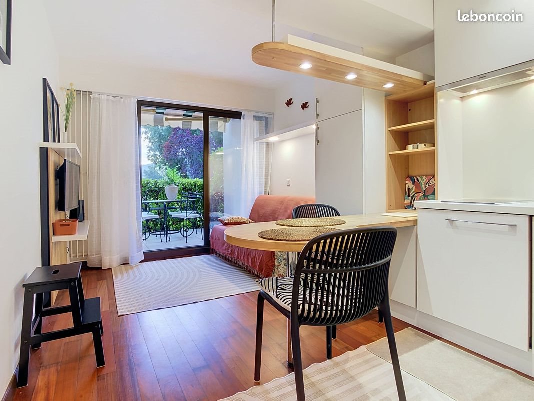 Appartement à louer, 20m², Mandelieu-la-Napoule