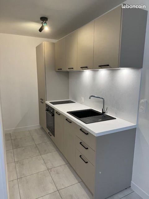 Appartement à louer, 22m², Sauveterre-de-Guyenne