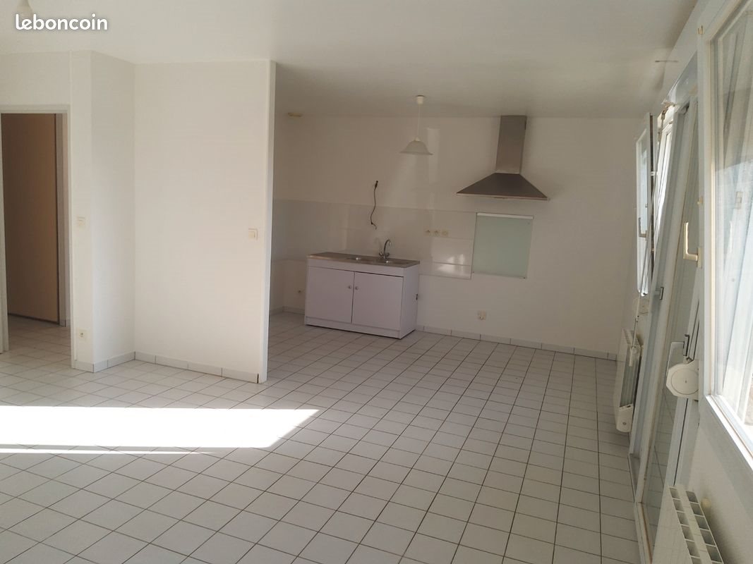 Maison à louer, 70m², Javron-les-Chapelles