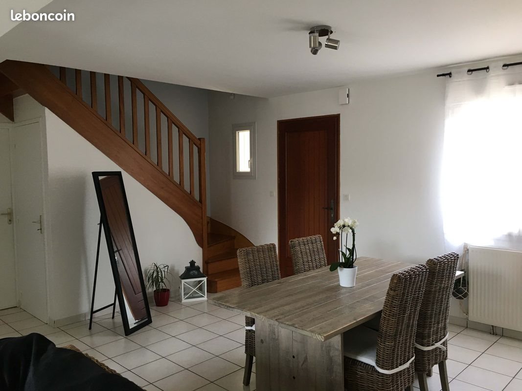 Maison à louer, 92m², Laval