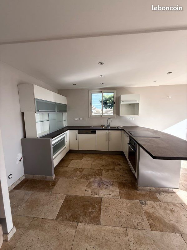 Appartement à vendre, 86m², Arles