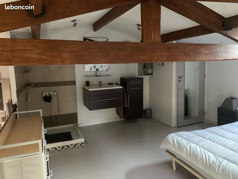 Appartement à louer, 30m², Meyreuil