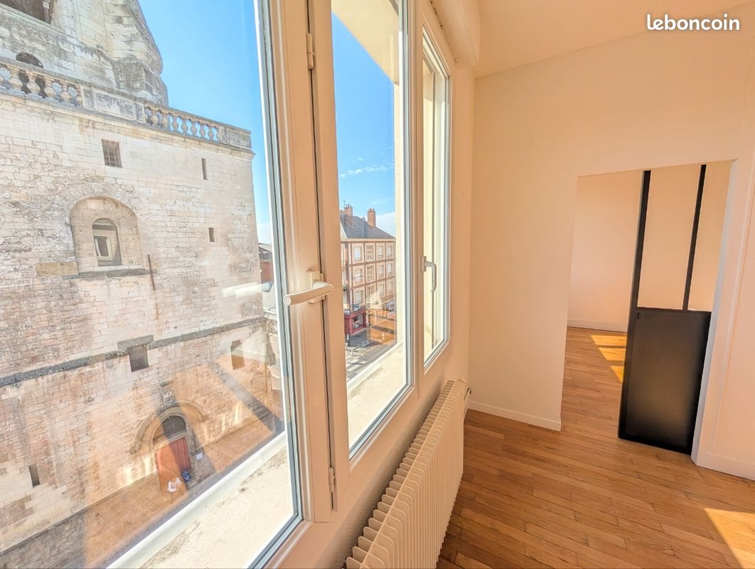 Appartement à louer, 75m², Amiens