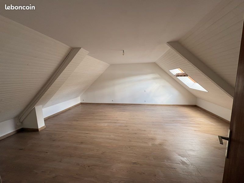 Maison à louer, 98m², Saint-Nicolas-du-Pélem