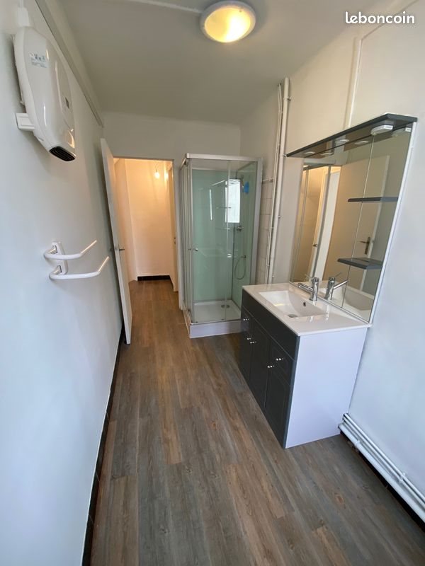 Maison à louer, 45m², Pieusse