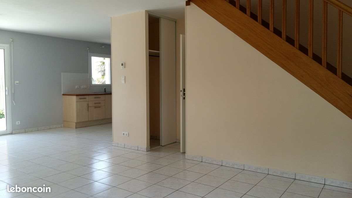 Maison à louer, 83m², Monterblanc